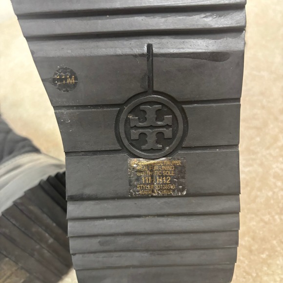 Tory Burch Joey Black Quilted Leather Fur Trim Winter Snow Boots Size 11M - Picture 8 of 11